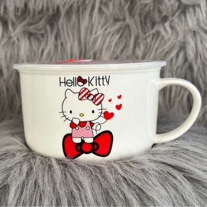 Hello Kitty soup mug with sealed top EUC